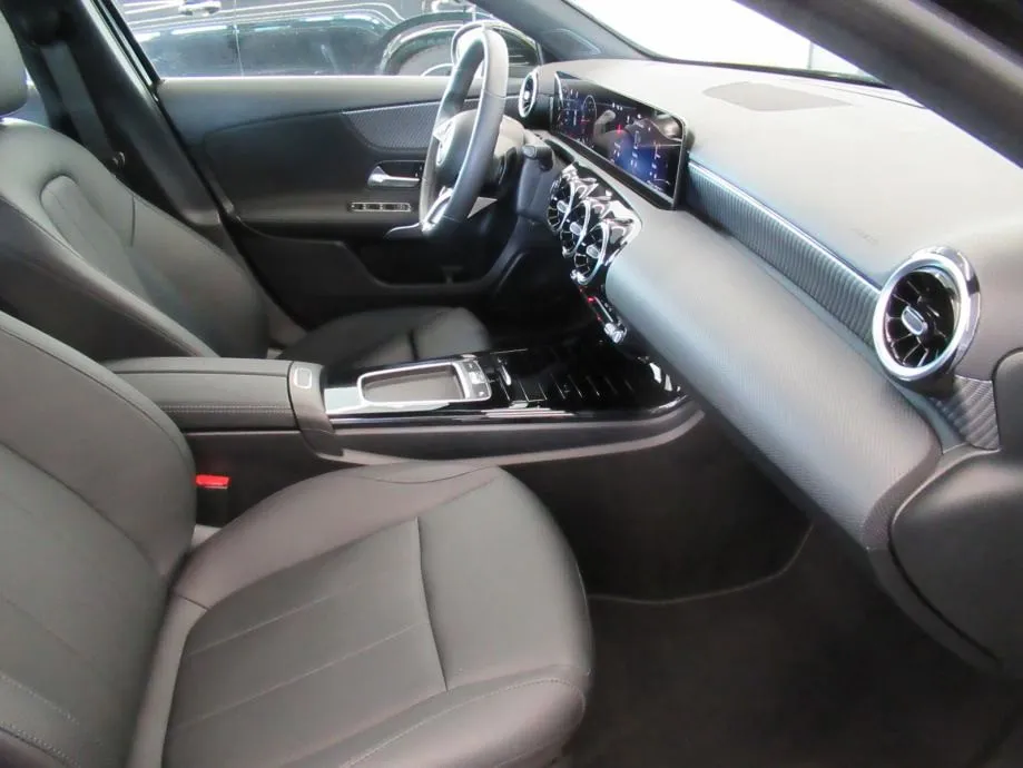 mercedes-benz a 180 d progressive - slika 9