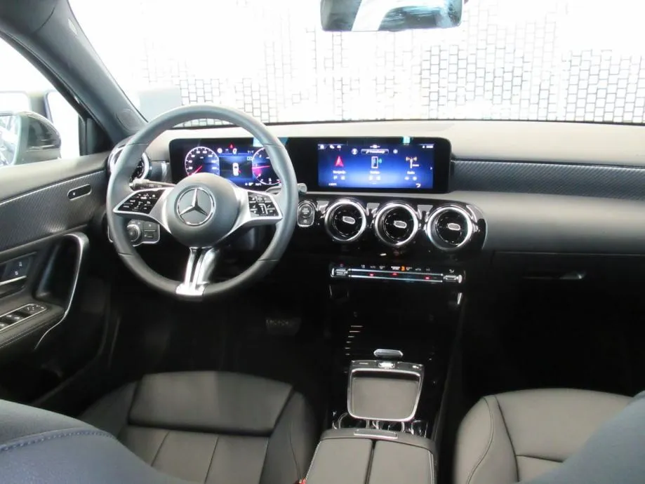 mercedes-benz a 180 d progressive - slika 13