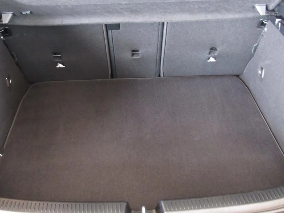 mercedes-benz a 180 d progressive - slika 18