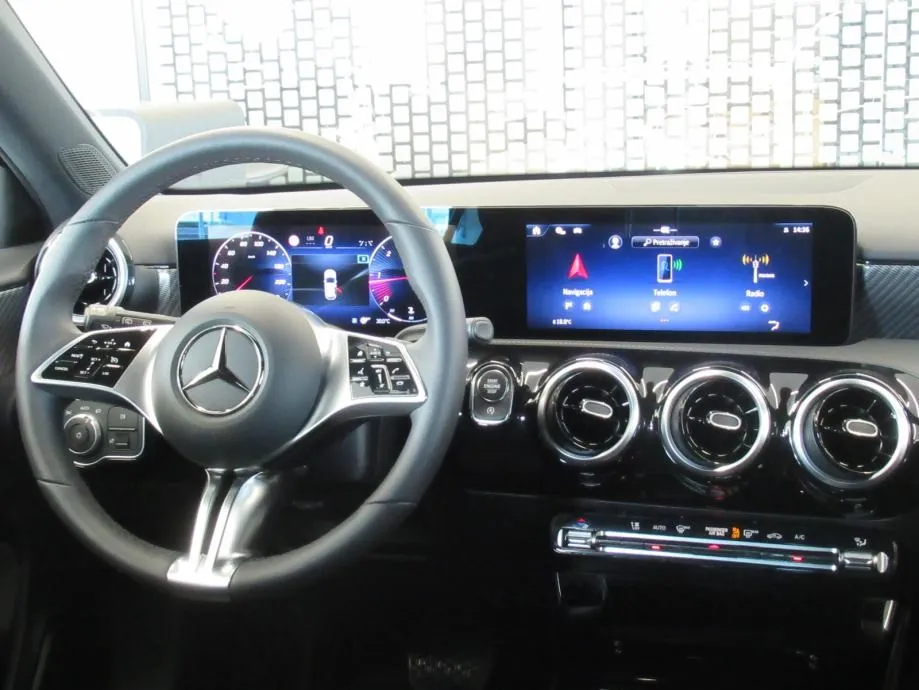 mercedes-benz a 180 d progressive - slika 14