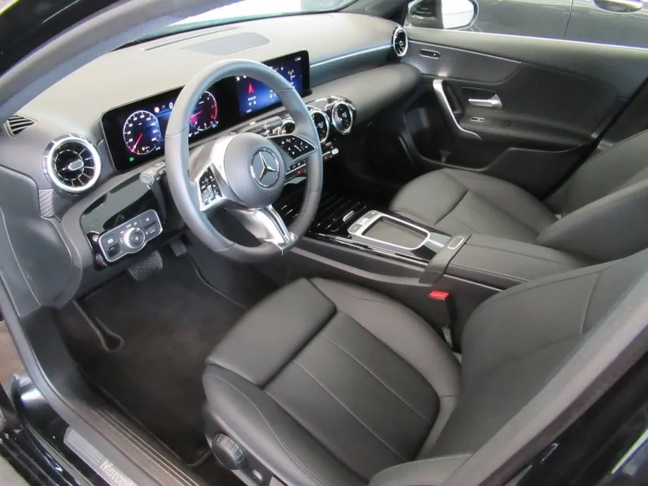 mercedes-benz a 180 d progressive - slika 15