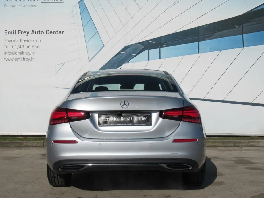 mercedes-benz a 180 progressive limuzina - slika 7
