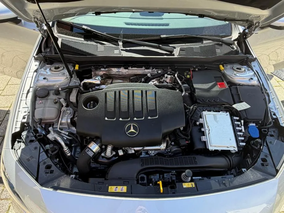 mercedes-benz a 200 d 8g-dct (u pdv-u) - slika 20