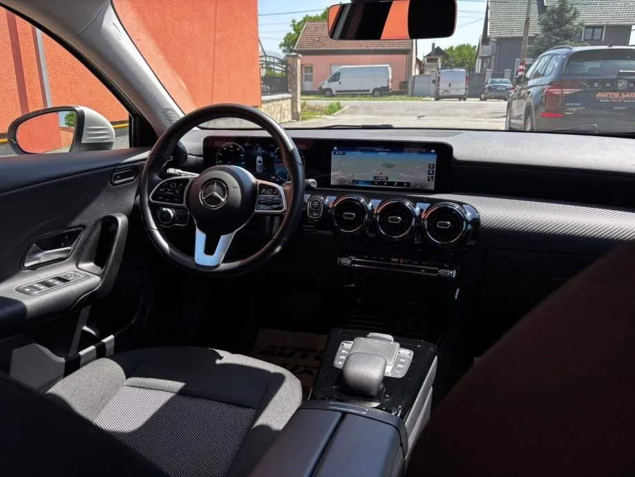 mercedes-benz a-klasa 180 automat •2021•widescreen•kam•leasingbezučešć - slika 10