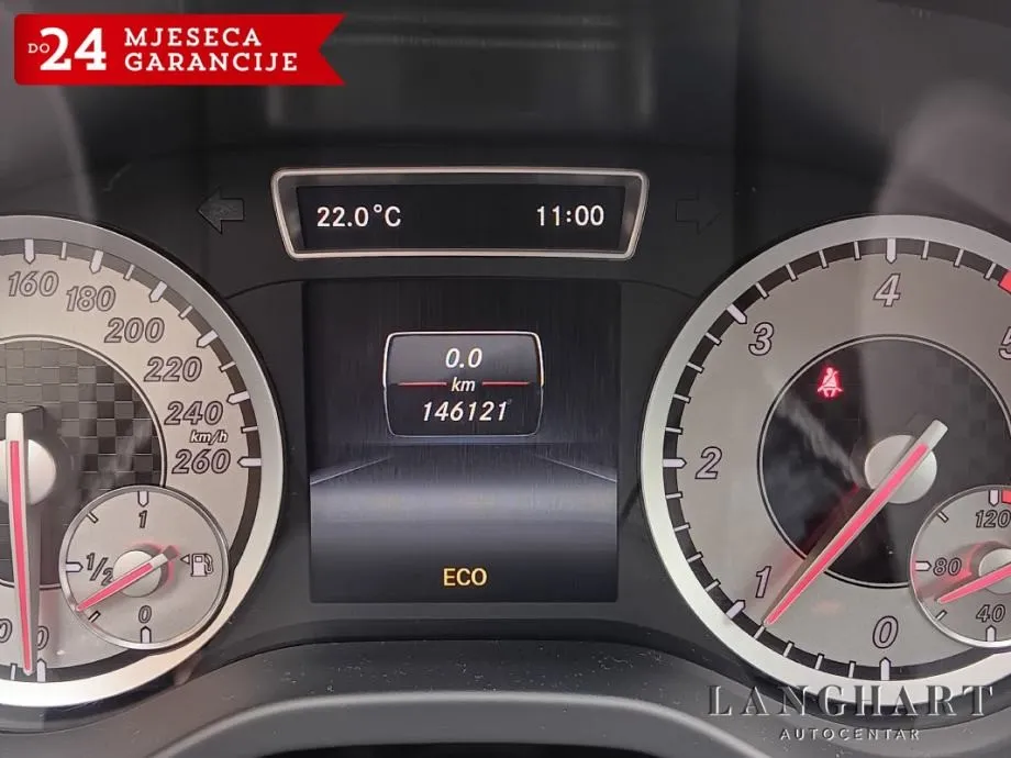 mercedes-benz a-klasa 180 d amg,servisna,garancija, - slika 11