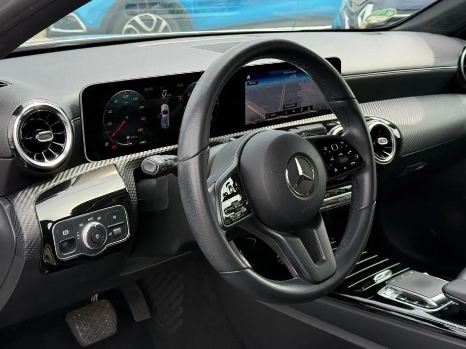 mercedes-benz | a180d | automatik | servisna | virtual cockpit | - slika 12