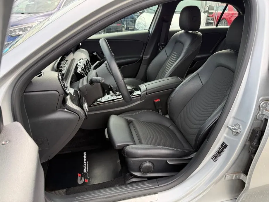 mercedes-benz | a180d | automatik | servisna | virtual cockpit | - slika 11