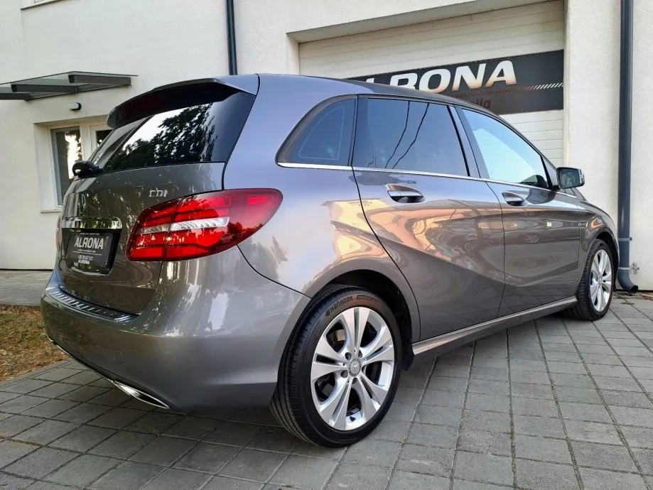 mercedes-benz b 180 cdi *100.700 km.*reg. 06/2027.*ii.vlasnik,hr auto - slika 5