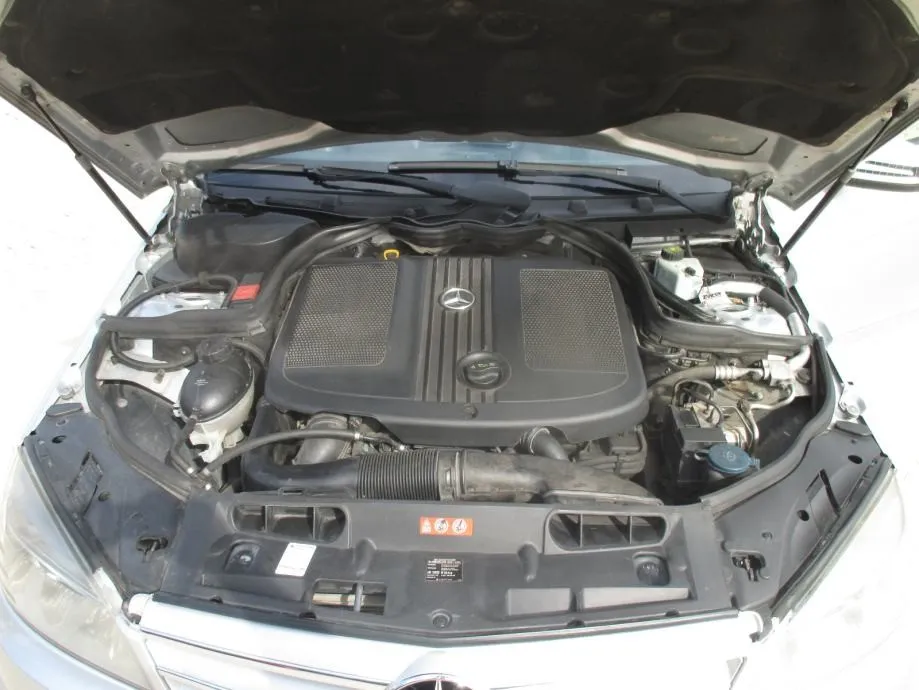mercedes-benz c-klasa 220 cdi - slika 11