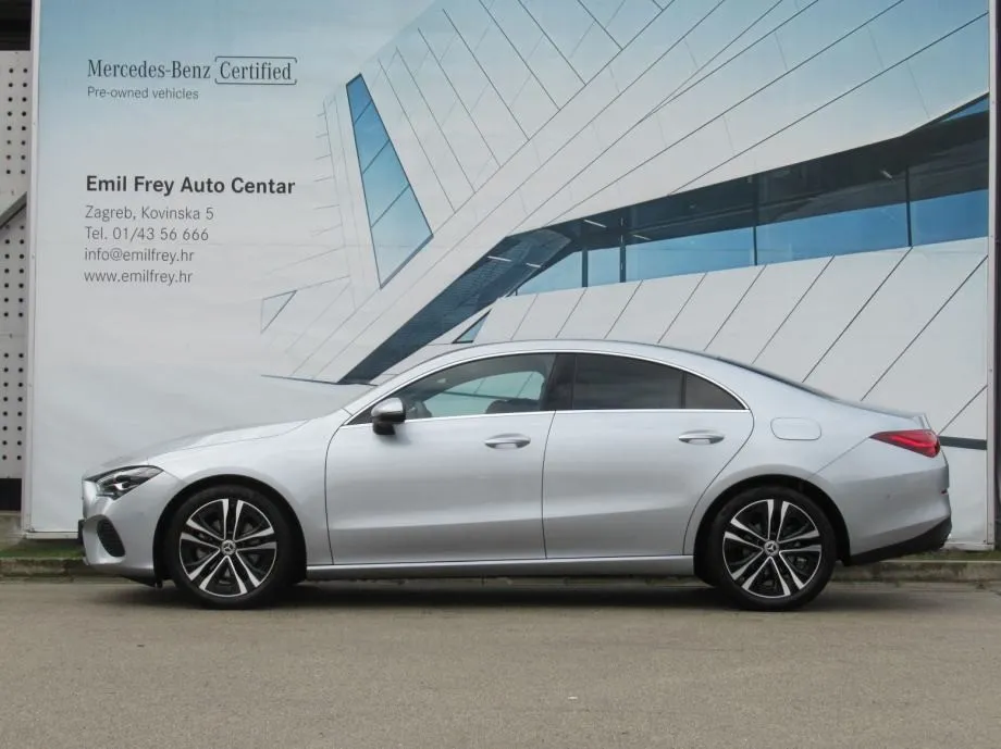 mercedes-benz cla 180 progressive - slika 2
