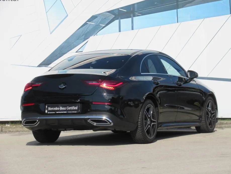 mercedes-benz cla klasa 200 d amg line - slika 8