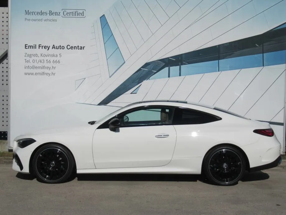 mercedes-benz cle 220 d coupe amg line premium plus - slika 2