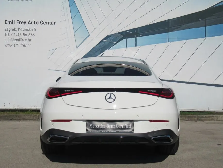 mercedes-benz cle 220 d coupe amg line premium plus - slika 7