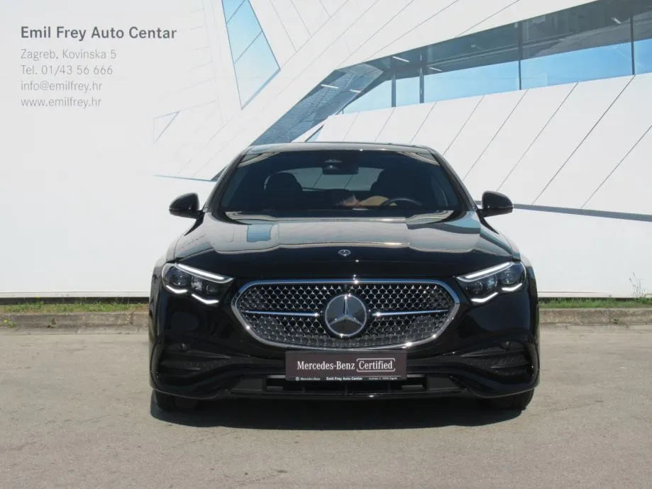 Mercedes-Benz E 220 d AMG Line/Digital/Memory/Distronic/Night/360° - Zagreb