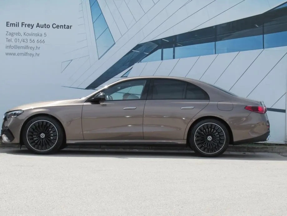 mercedes-benz e 300 e amg line/digital/distronic/memory/night/360°/20" - slika 15