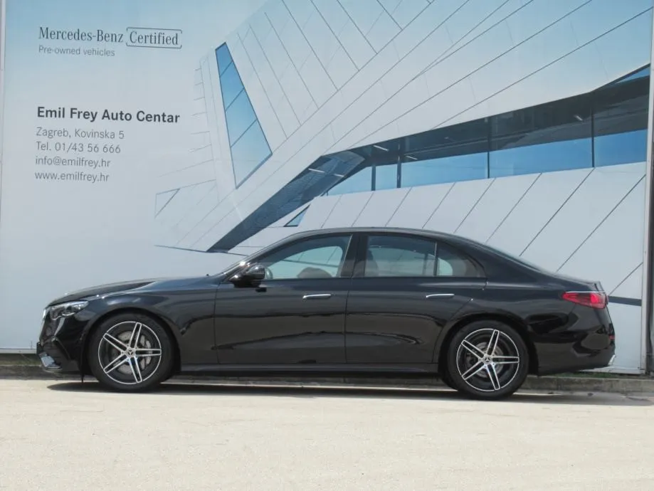 mercedes-benz e-klasa 220 d 4matic amg line - slika 2