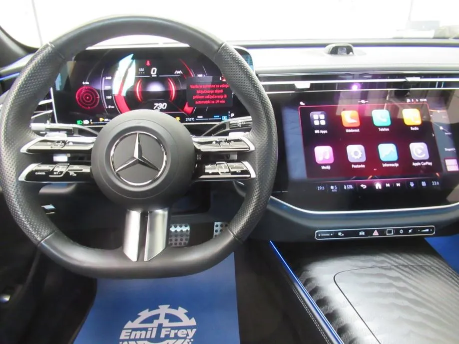 mercedes-benz e-klasa 220 d 4matic amg line - slika 14