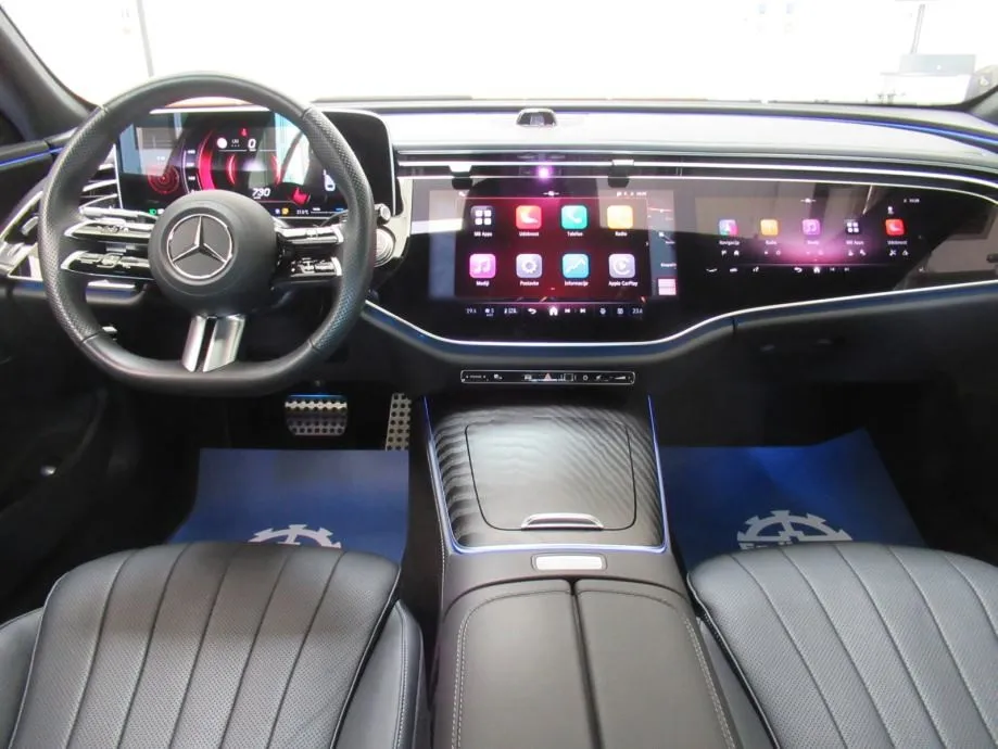 mercedes-benz e-klasa 220 d 4matic amg line - slika 13