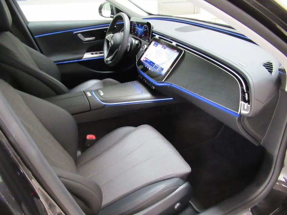 mercedes-benz e-klasa 220 d avantgarde - slika 9