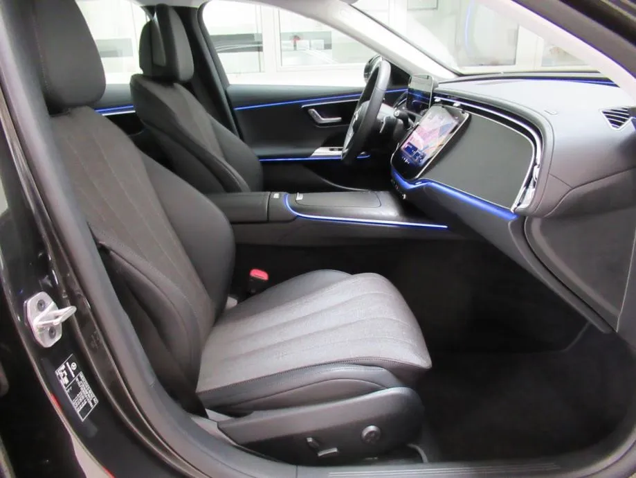mercedes-benz e-klasa 220 d avantgarde - slika 10