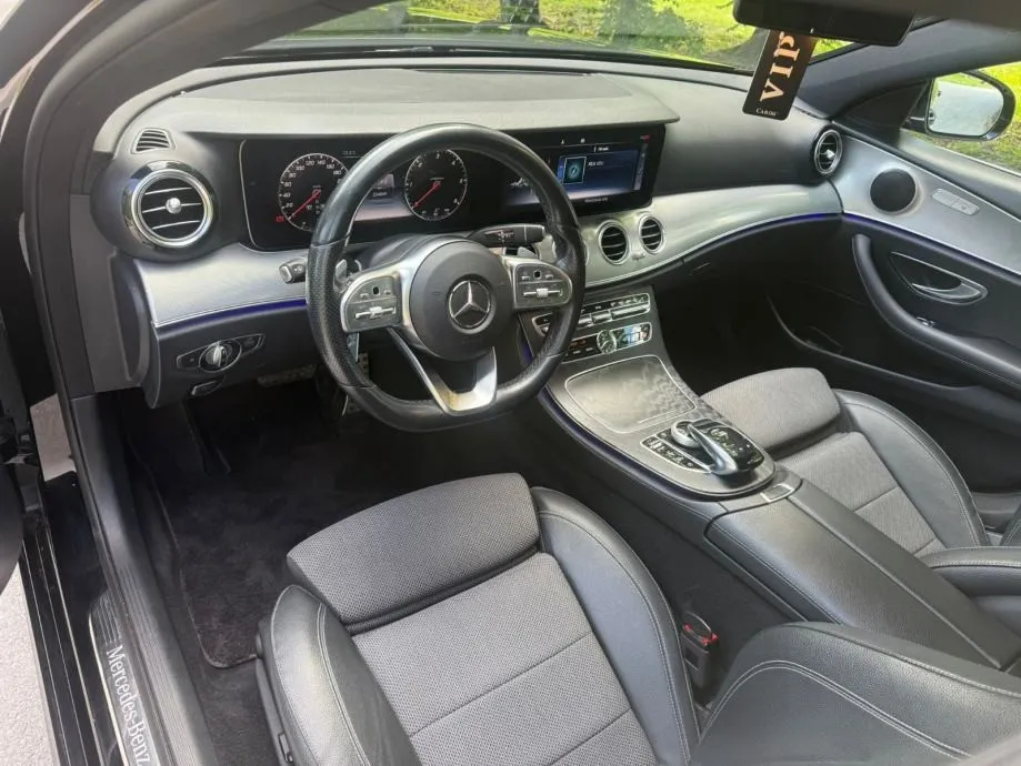 mercedes-benz e-klasa 300 d amg - slika 9