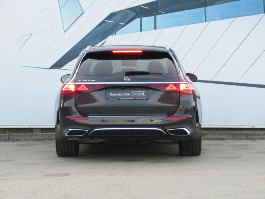 mercedes-benz e 300 t de amg line - slika 7