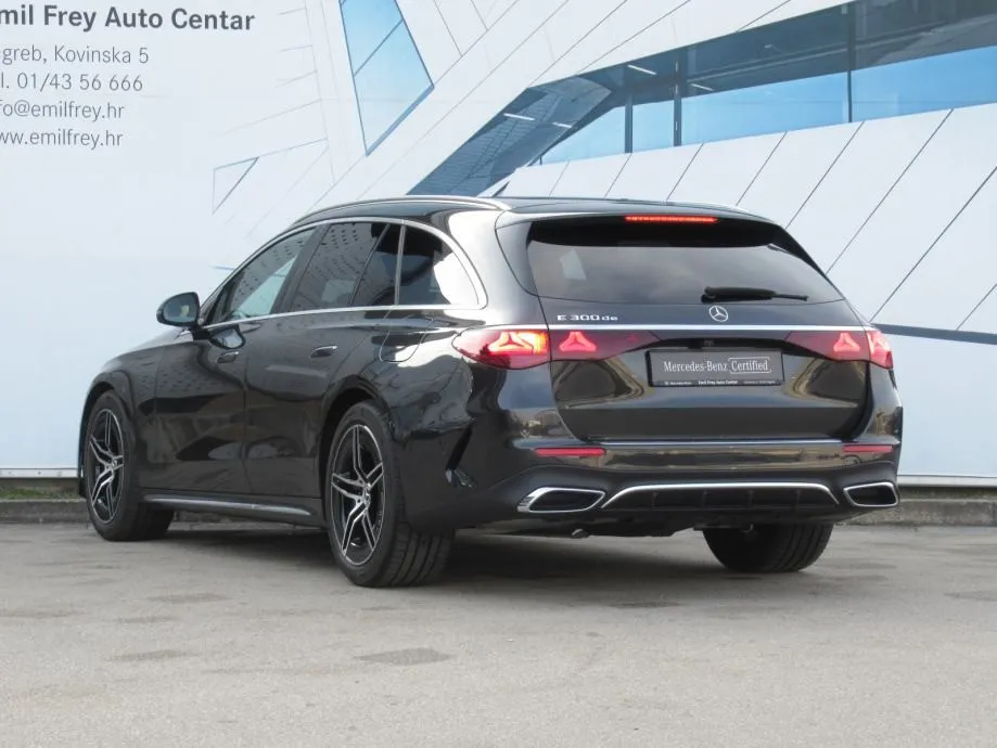 mercedes-benz e 300 t de amg line - slika 8