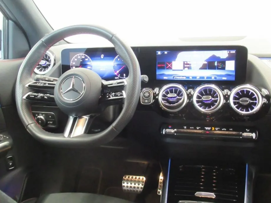 mercedes-benz gla 200 d amg line/night/memory/multibeam led/distronic - slika 4