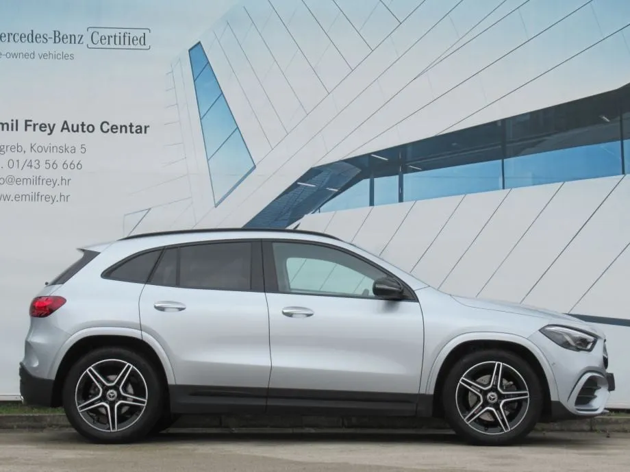 mercedes-benz gla 200 d amg line/night/memory/multibeam led/distronic - slika 19