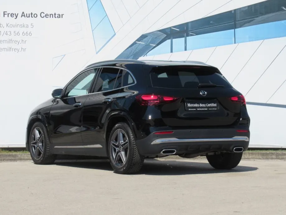 mercedes-benz gla 200 d amg line - slika 8