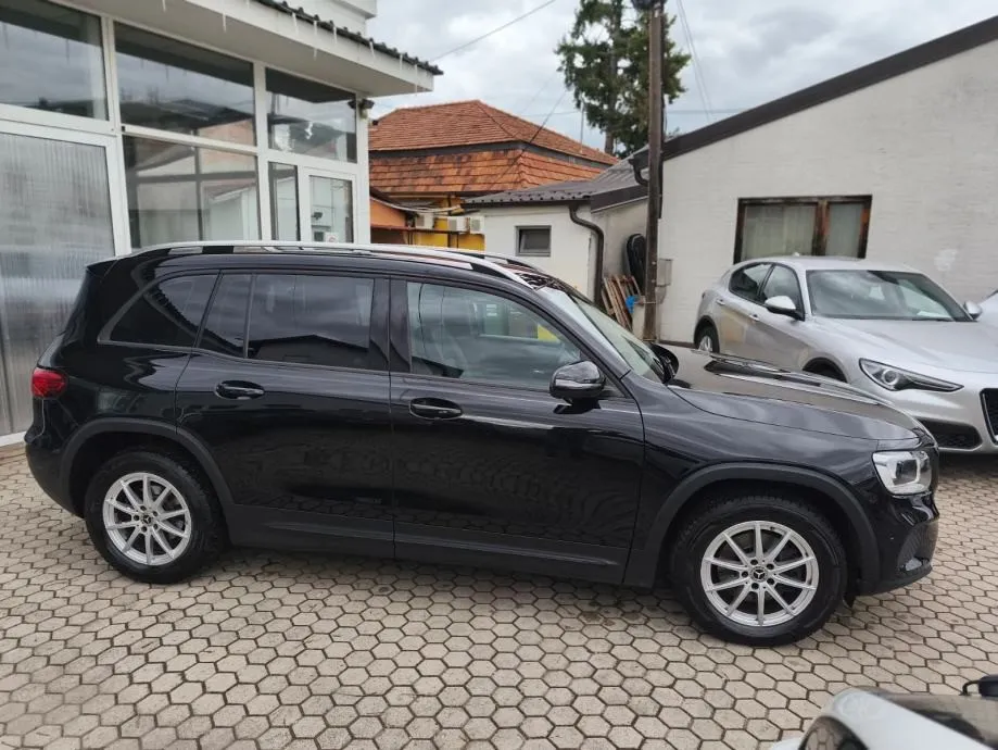 mercedes-benz glb 180 d, automatik, navigacija, 4x garancije!!! - slika 5