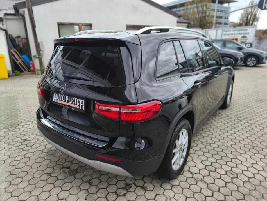 mercedes-benz glb 180 d, automatik, navigacija, 4x garancije!!! - slika 8