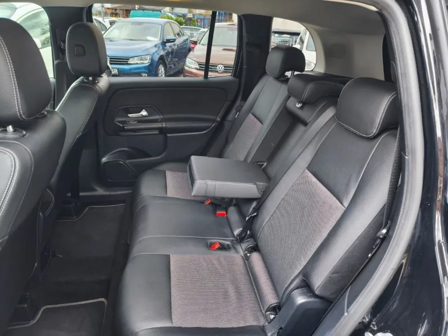 mercedes-benz glb 180 d, automatik, navigacija, 4x garancije!!! - slika 15