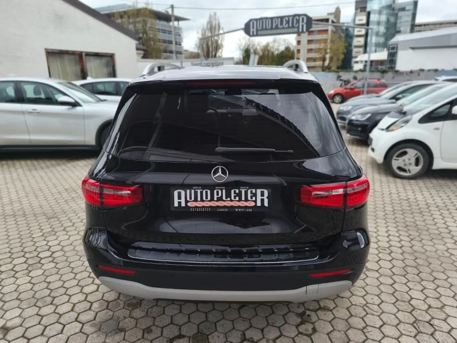 mercedes-benz glb 180 d, automatik, navigacija, 4x garancije!!! - slika 10