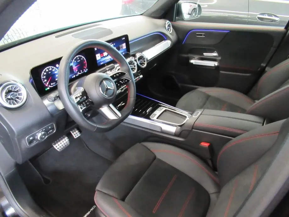 mercedes-benz glb 200 d amg line - slika 15