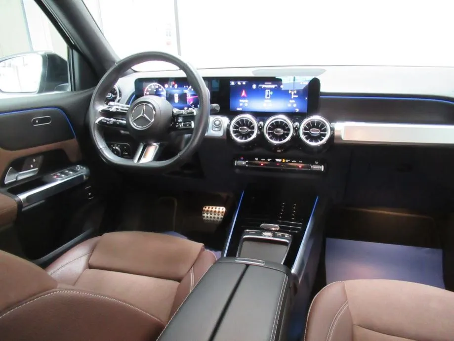 mercedes-benz glb 200 d amg line - slika 9