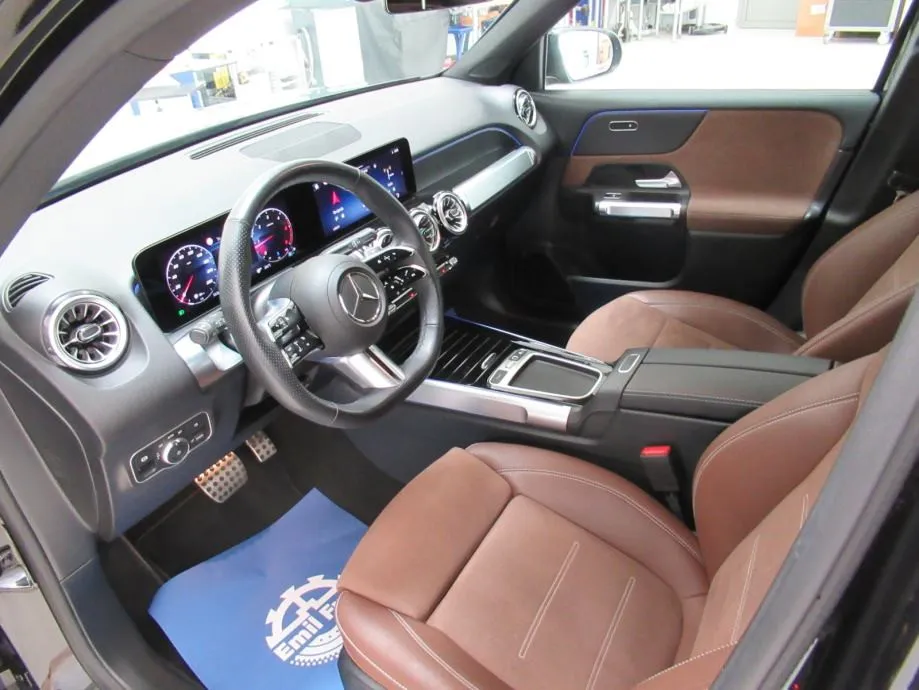 mercedes-benz glb 200 d amg line - slika 5