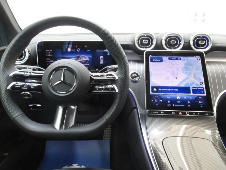 mercedes-benz glc 220 d 4m amg line/digital/memory/night/20" - slika 13