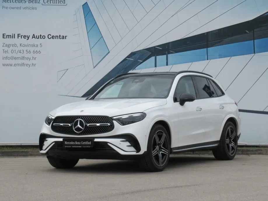 mercedes-benz glc 220 d 4m amg line/digital/keyless-go/night/360°/20" - slika 3