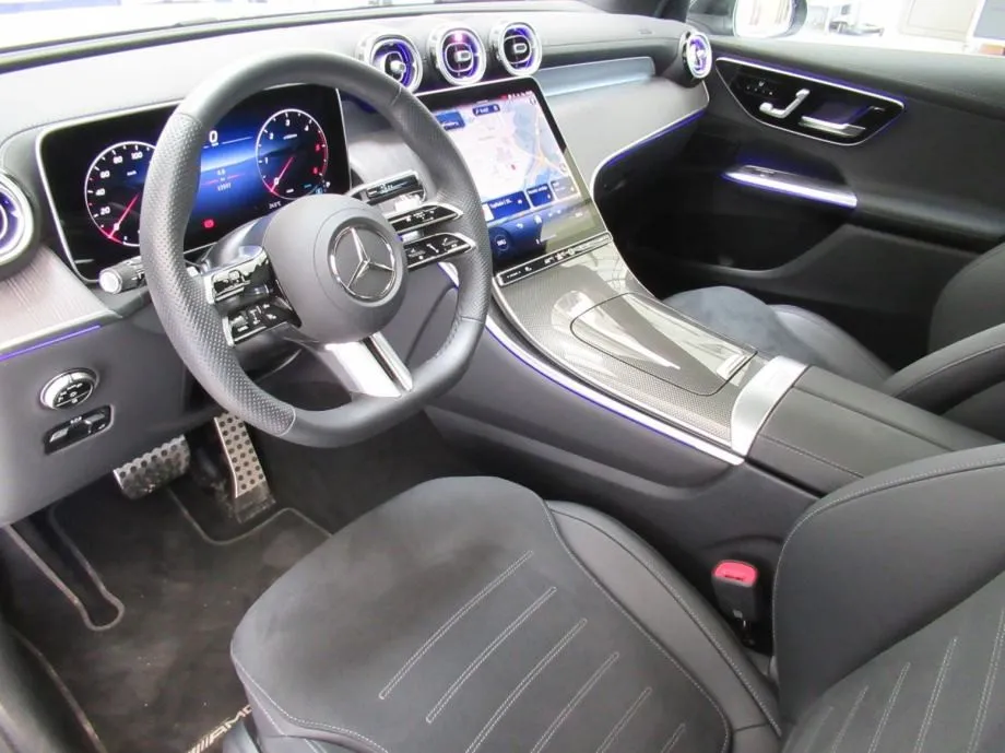 mercedes-benz glc 220 d 4m coupé amg/digital/pano/memory/360°/kuka/20" - slika 17