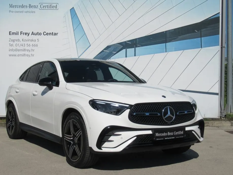 mercedes-benz glc 220 d 4m coupe amg/digital/pano/memory/360°/kuka/20" - slika 4