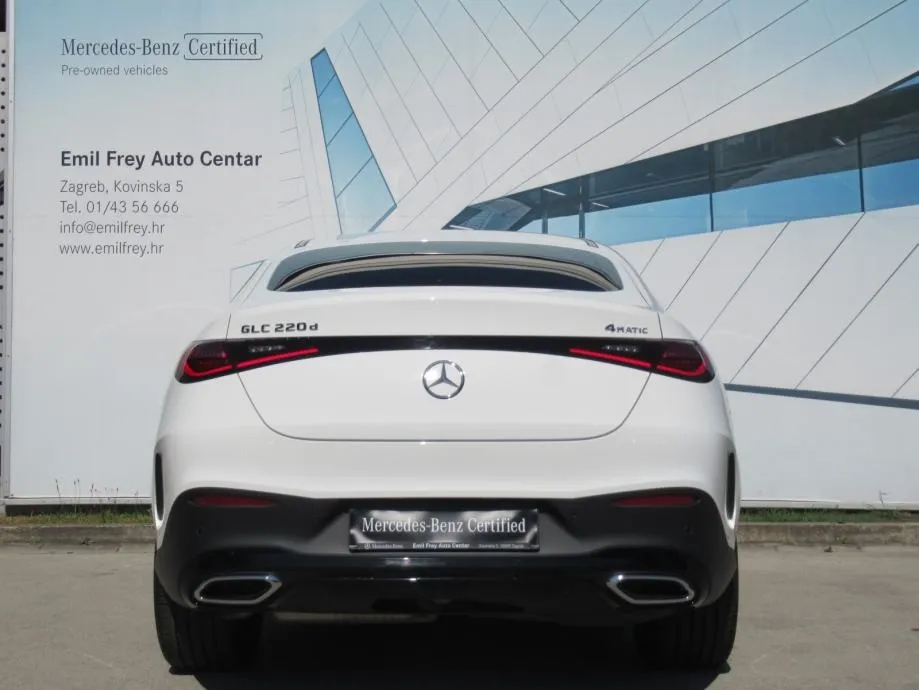 mercedes-benz glc 220 d 4m coupe amg/digital/pano/memory/360°/kuka/20" - slika 7