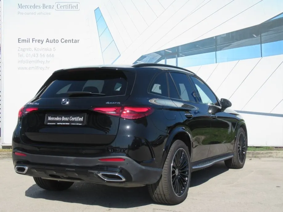 mercedes-benz glc 220 d 4matic amg line premium plus - slika 6