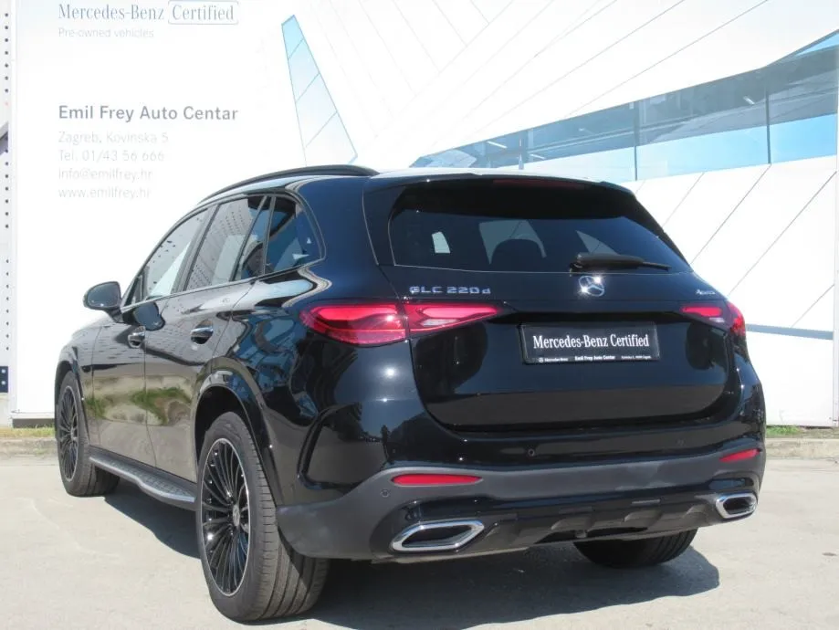 mercedes-benz glc 220 d 4matic amg line premium plus - slika 8