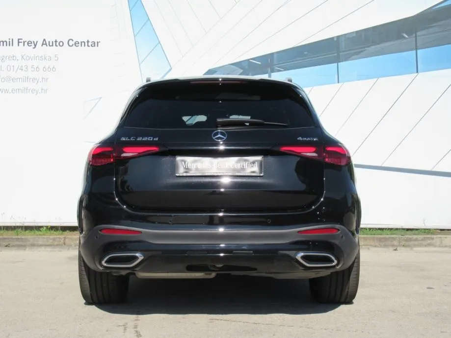 mercedes-benz glc 220 d 4matic amg line premium plus - slika 7