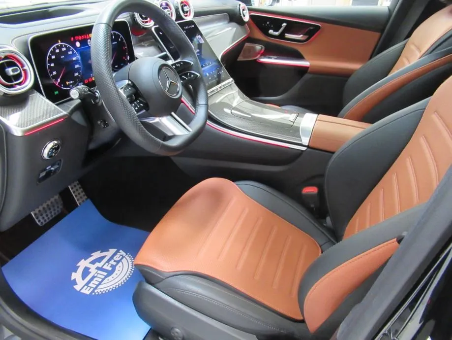 mercedes-benz glc 220 d 4matic amg line premium plus - slika 17
