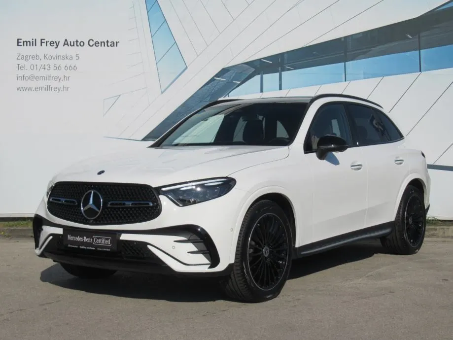 mercedes-benz glc 220 d 4matic amg line premium plus - slika 4