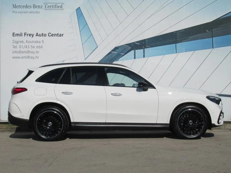 mercedes-benz glc 220 d 4matic amg line premium plus - slika 5