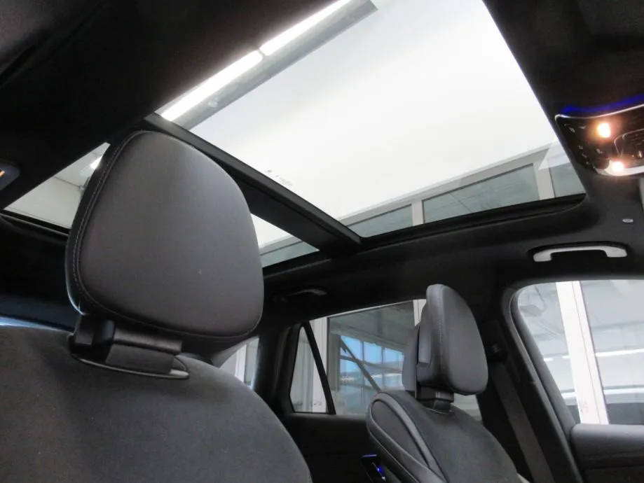 mercedes-benz glc 220 d 4matic amg line premium plus - slika 12