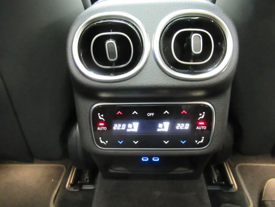 mercedes-benz glc 220 d 4matic amg line premium plus - slika 14
